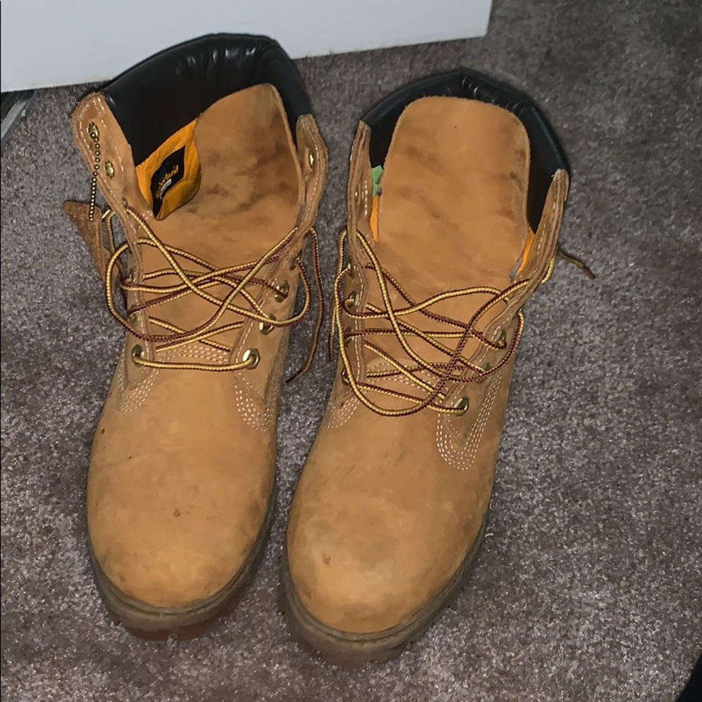 Men’s 7 Timberland boots ‘buttas’